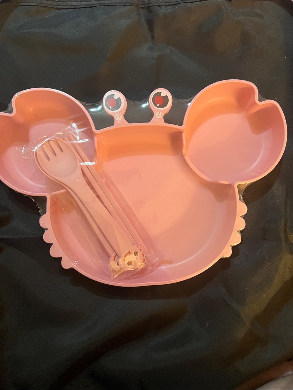 NIB 4pc begginer Spoon fork chopstick pink crab plate plastic feeding set